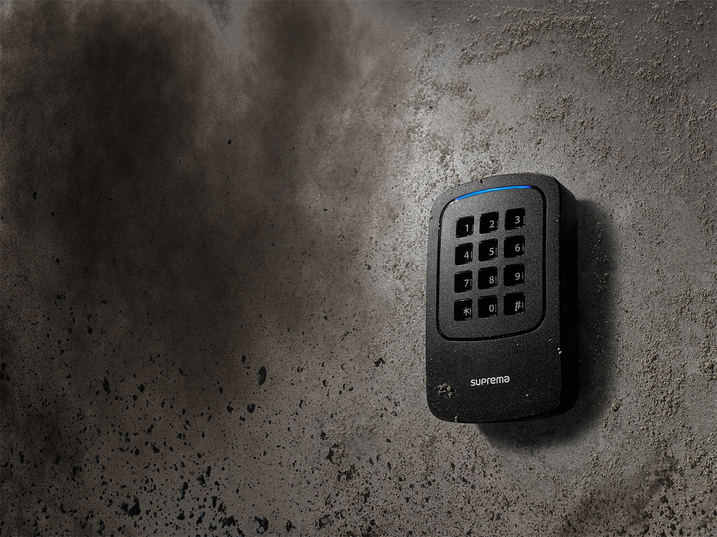 Lector con teclado / controlador /exterior/ Multitecnolgia de tarjetas /NFC/ BLE