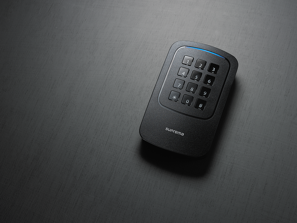 Lector con teclado / controlador /exterior/ Multitecnolgia de tarjetas /NFC/ BLE